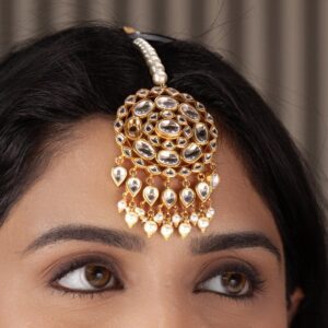 Gold Bridal Kundan Maang Tikka with Pearls