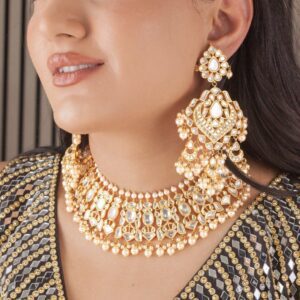 Gold Kundan Choker with Pearls